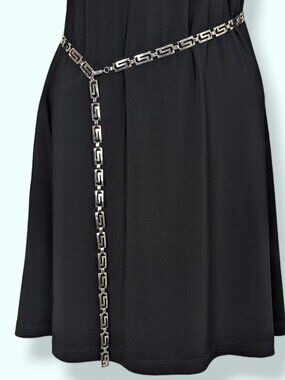 V. Grecian Key Link Belt